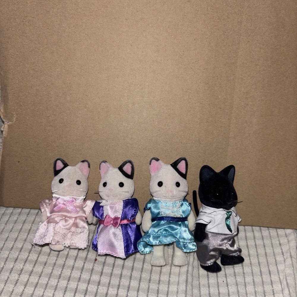 Calico Critters Sylvanian Families Midnight Black Tuxedo Cat Lot Figures Outfits